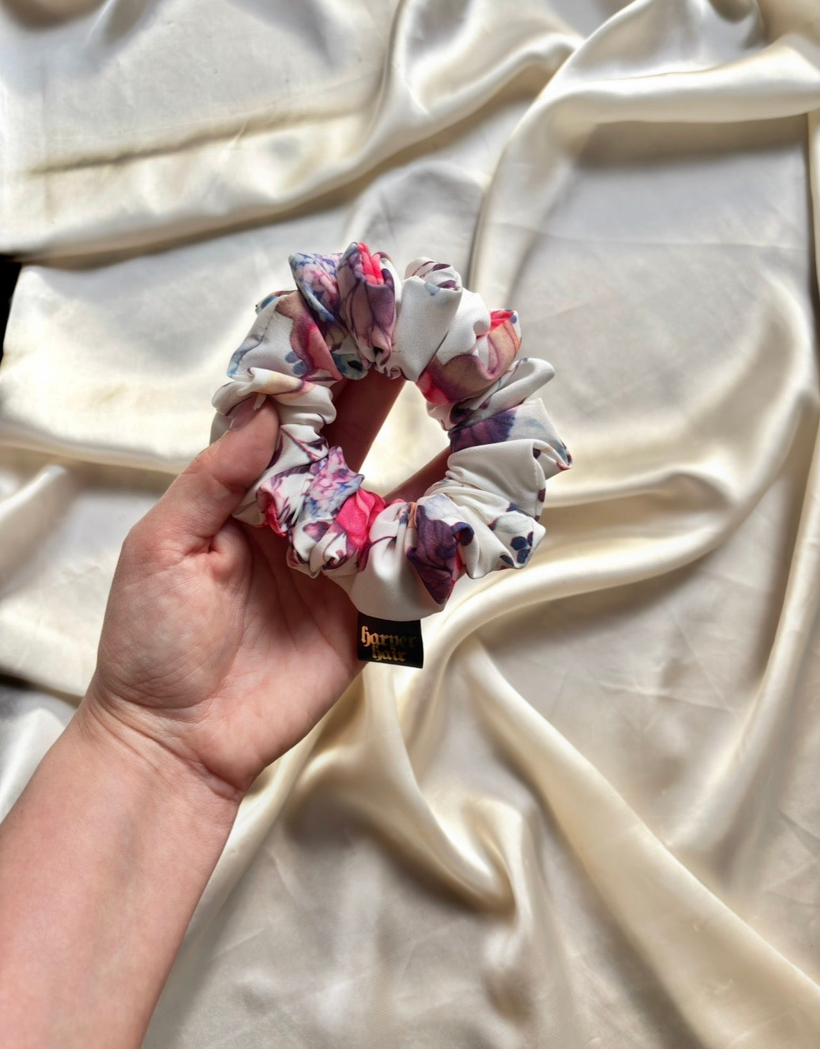Eleanor Skinny Scrunchie