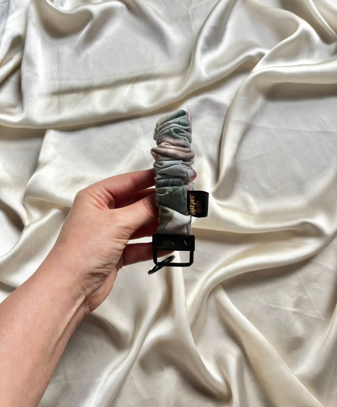 Beatrix Scrunch-Key