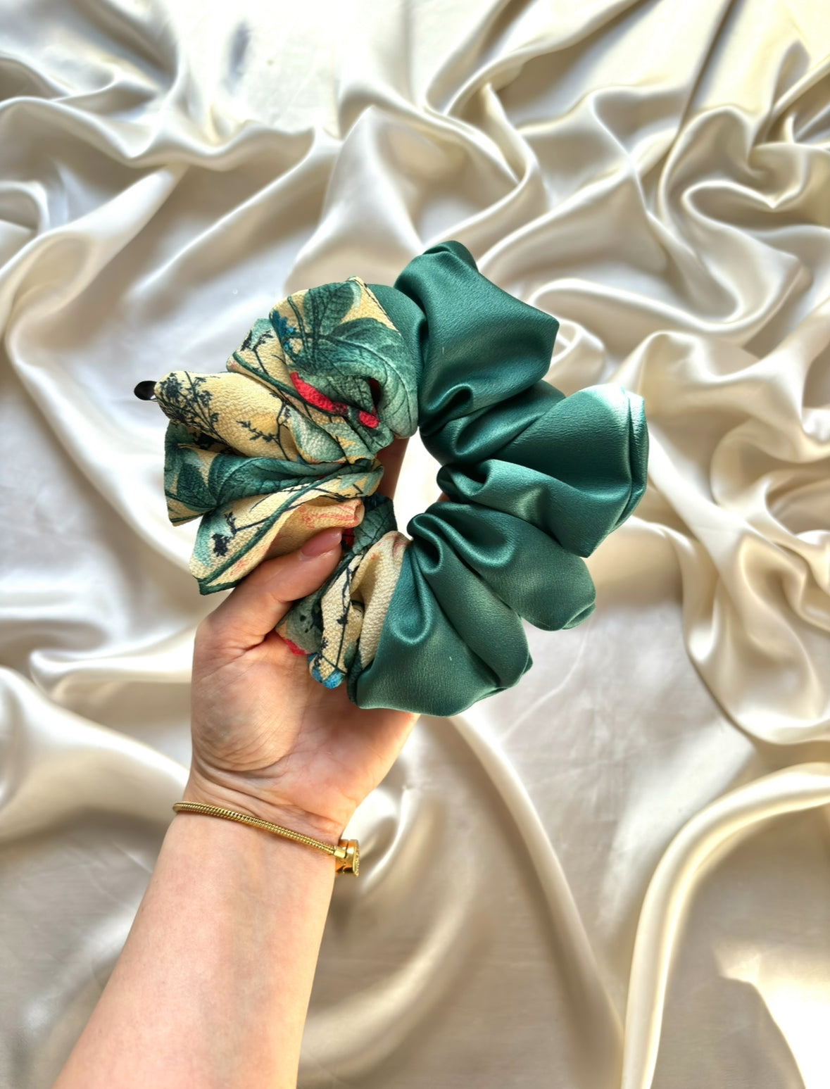 Floral / Emerald XL Scrunchie