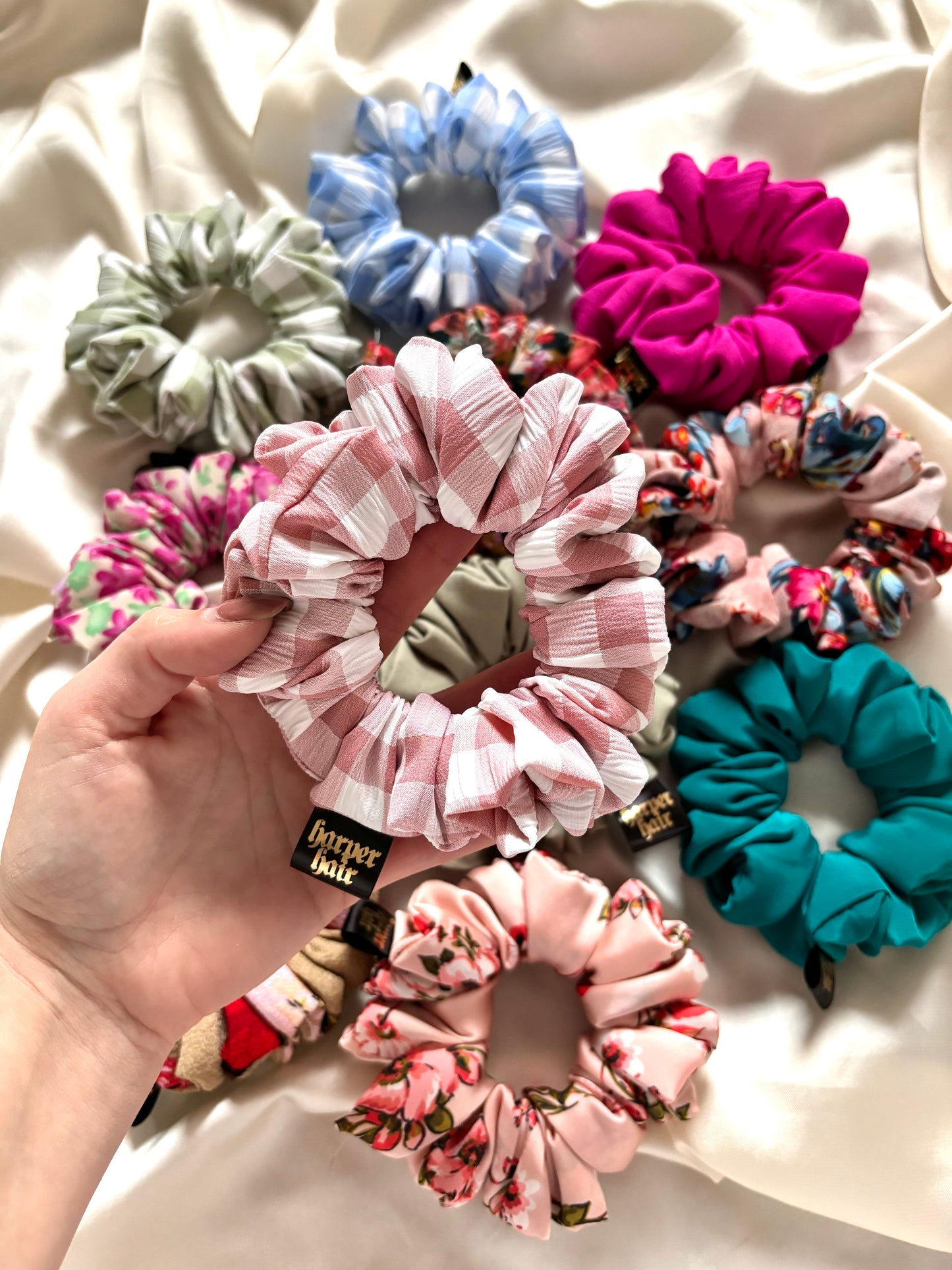 Rosey Picnic Skinny Scrunchie
