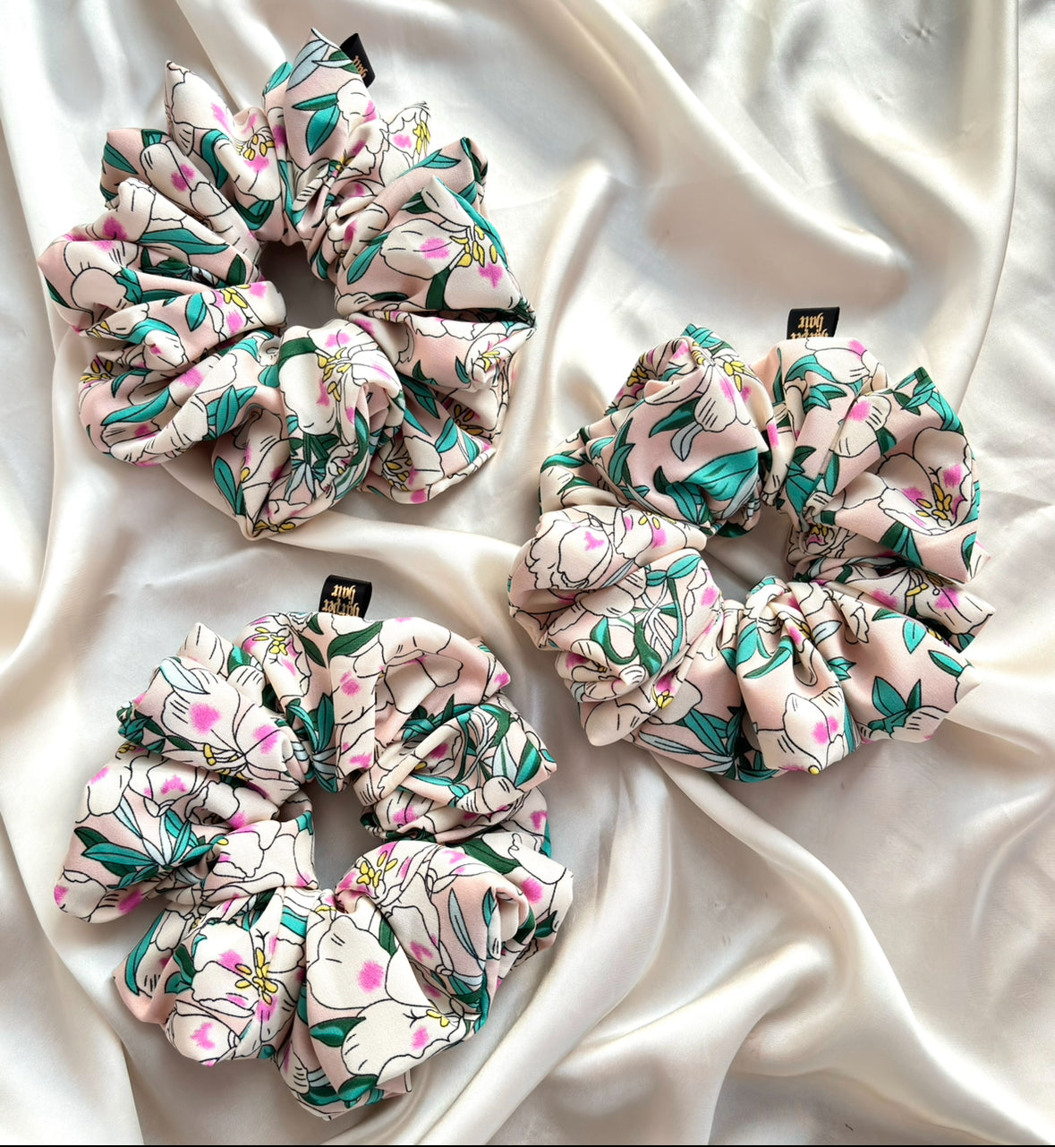 Pura Scrunchie
