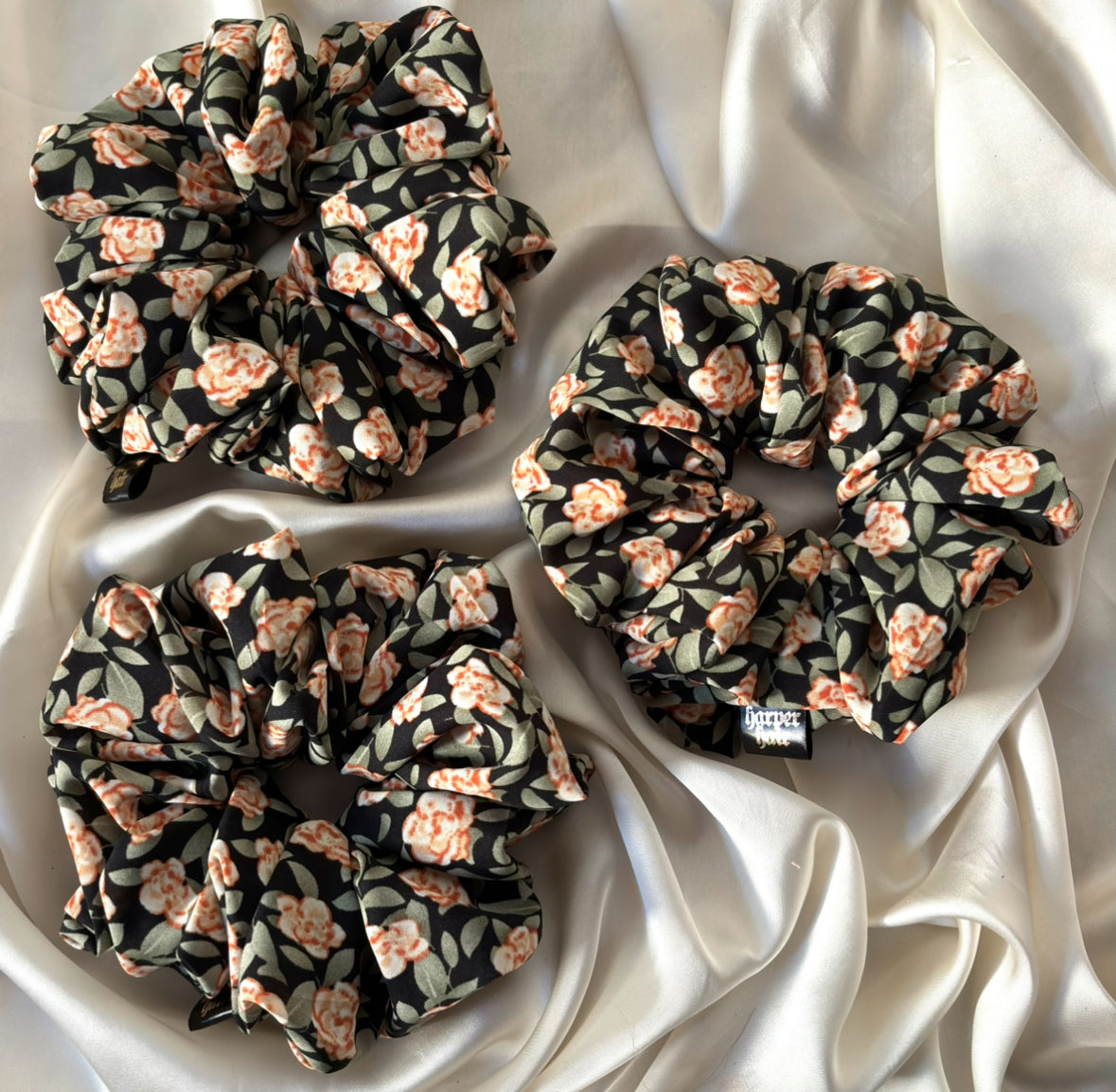 Petal Muse XL Scrunchie