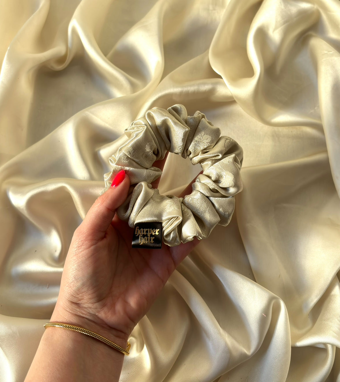 Oat Veil Skinny Scrunchie