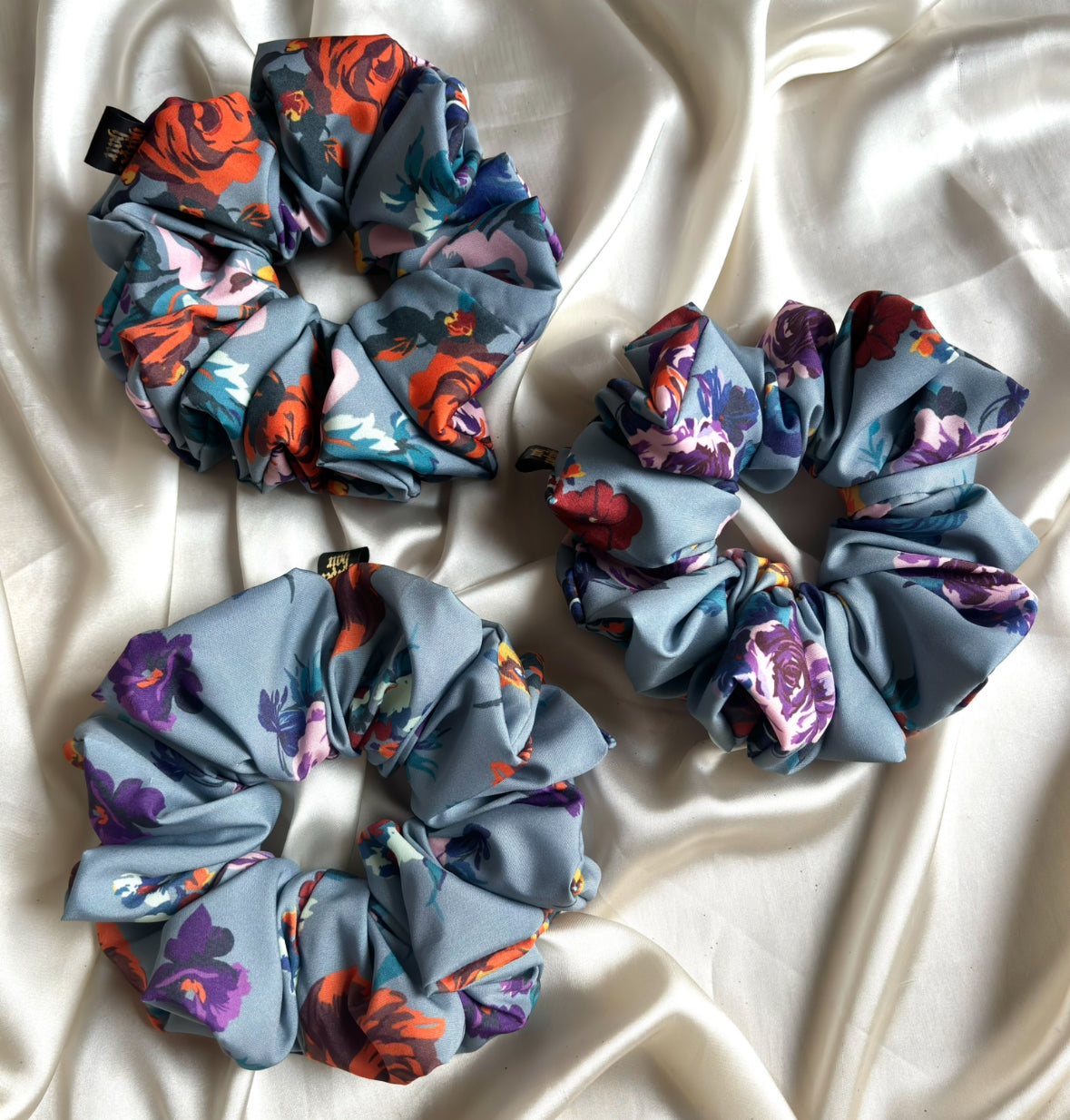 Dusky Bouquet XL Scrunchie