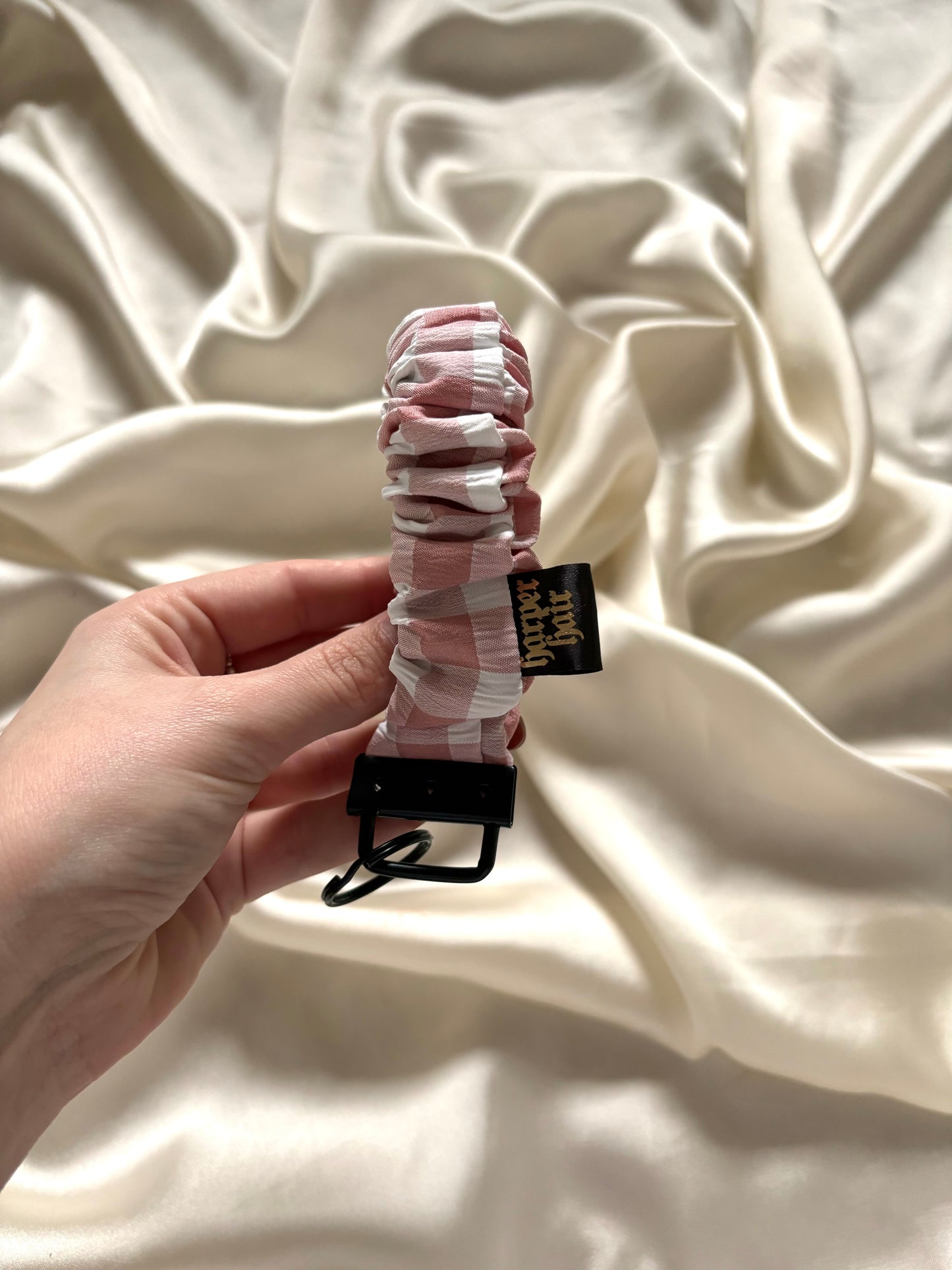 Rosey Picnic Scrunch-Key