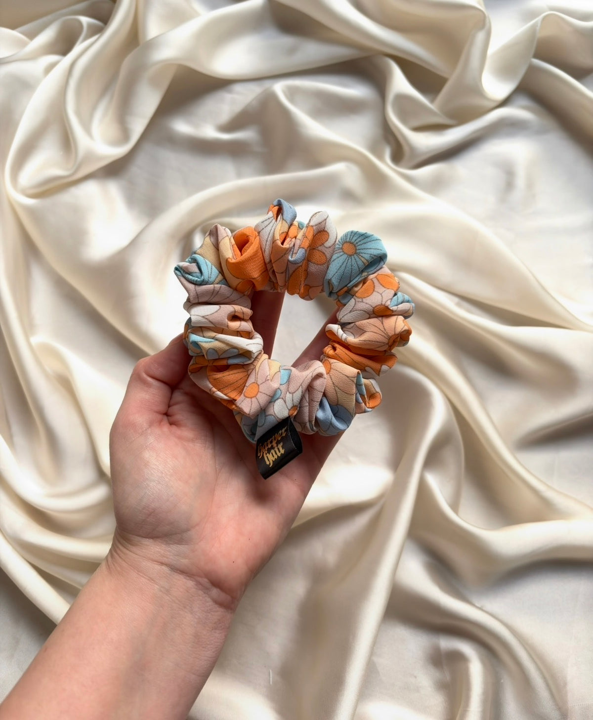 Janie Skinny Scrunchie