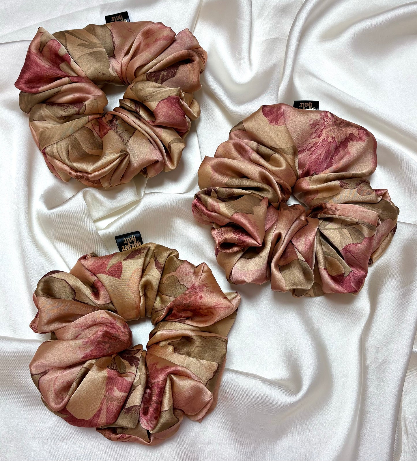 Peachy Petals Scrunchie