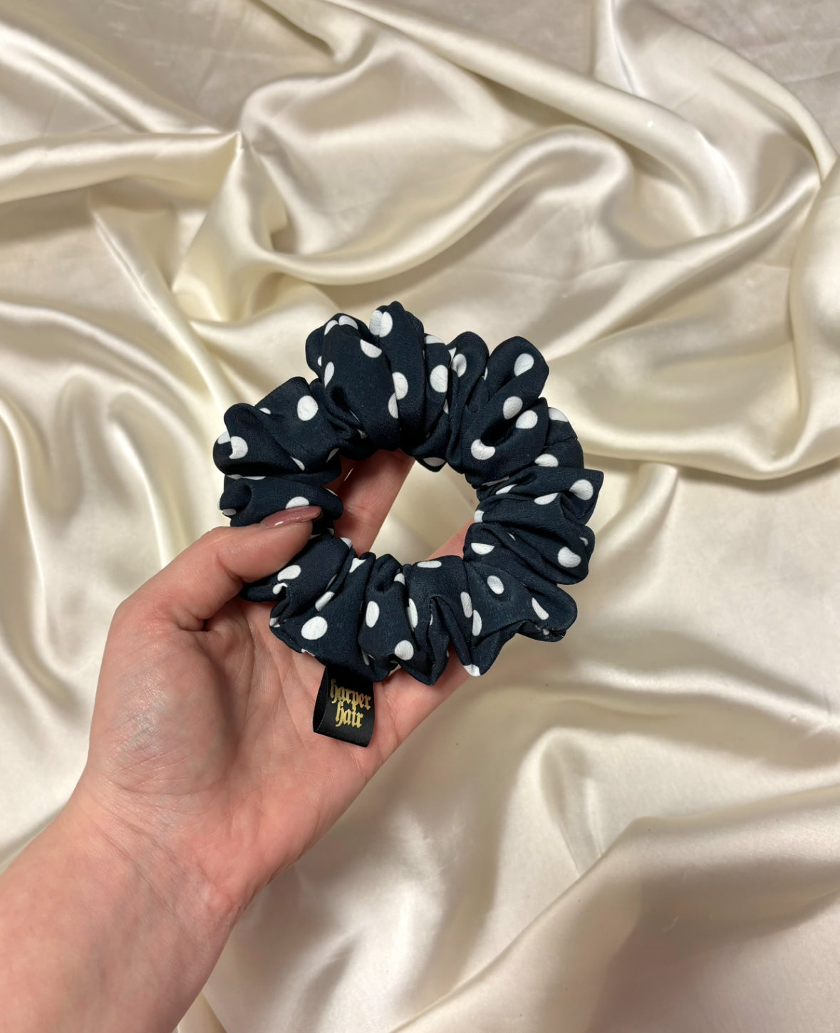 Waltz Skinny Scrunchie