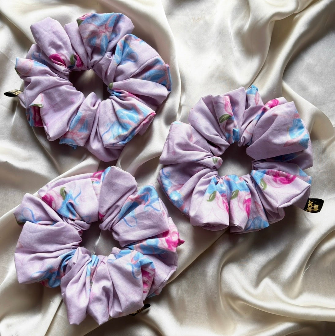 Vintage Teacup XL Scrunchie