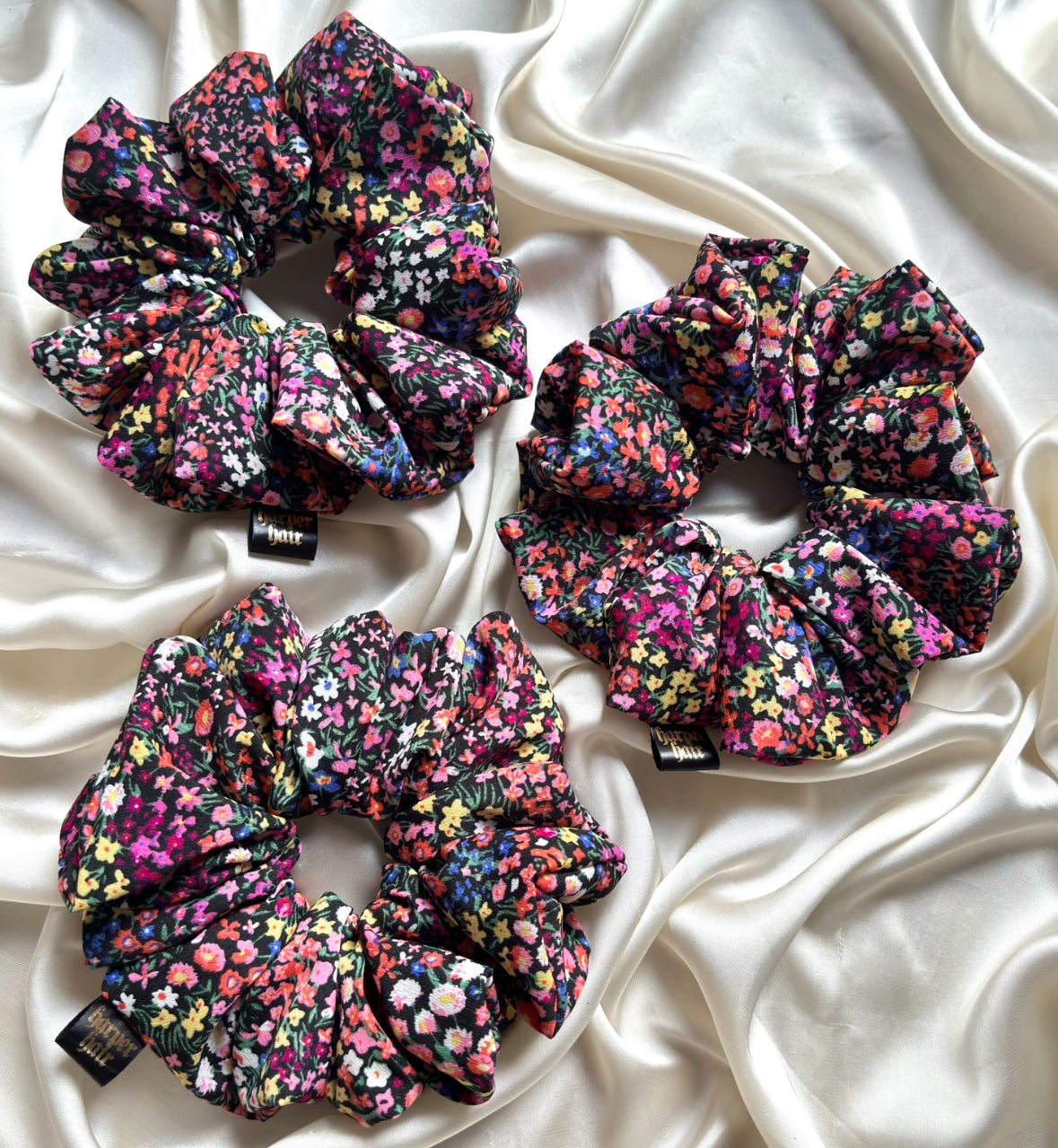 Harper Summer 26’ XL Scrunchie