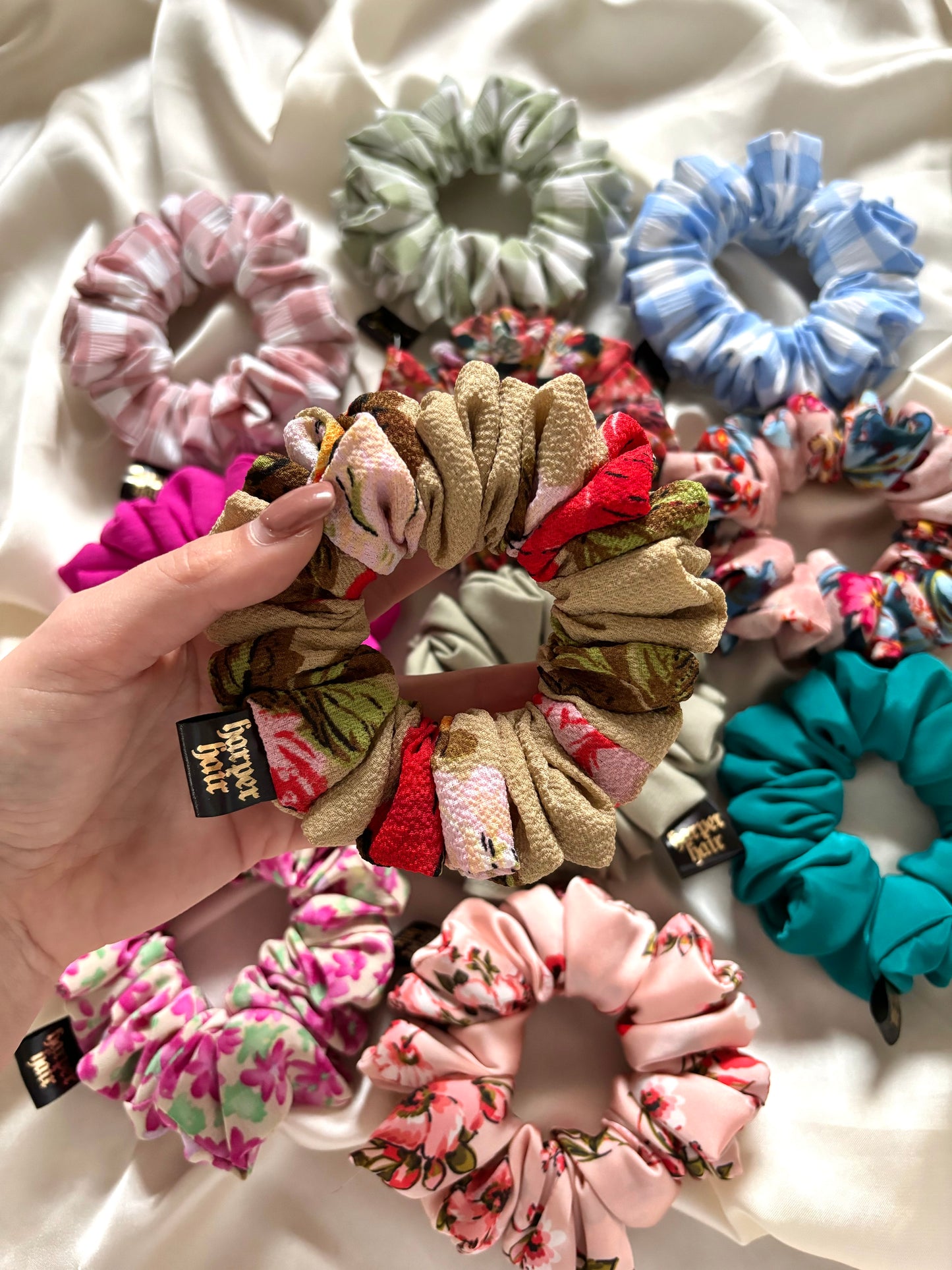 Selena Skinny Scrunchie