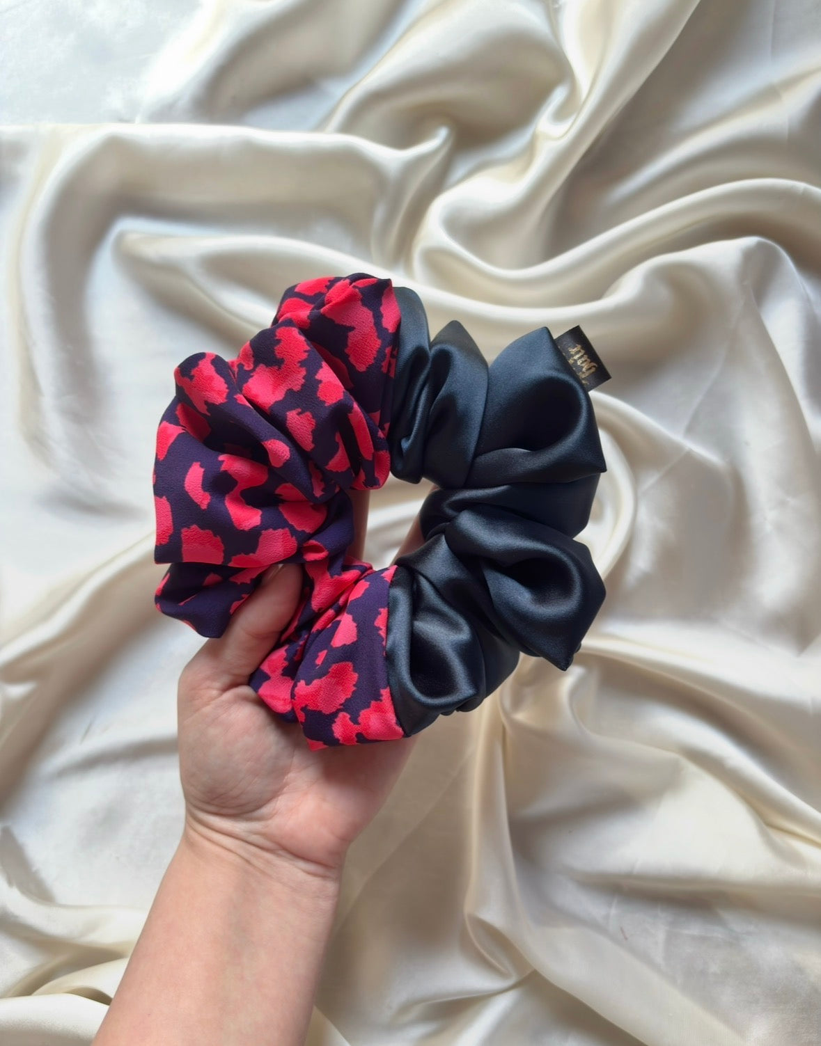 Rogue / Classic Navy XL Scrunchie