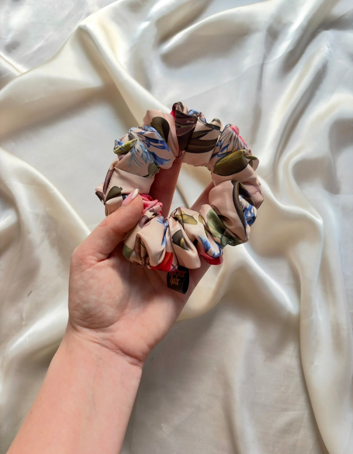 Lori Skinny Scrunchie