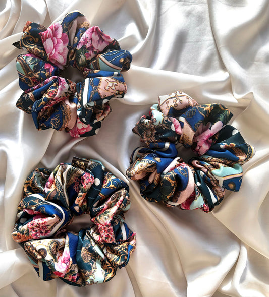 Venice Scrunchie
