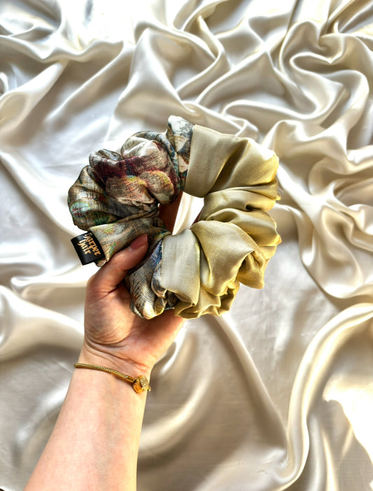 Desiree / Biscotti Glaze XL Scrunchie