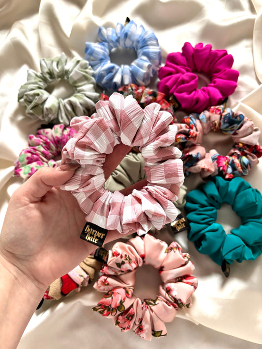 Rosey Picnic Skinny Scrunchie
