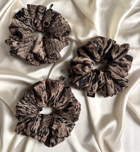 Snakebite Scrunchie