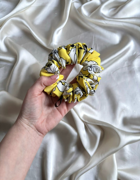 Lemon Leaves Skinny Scrunchie