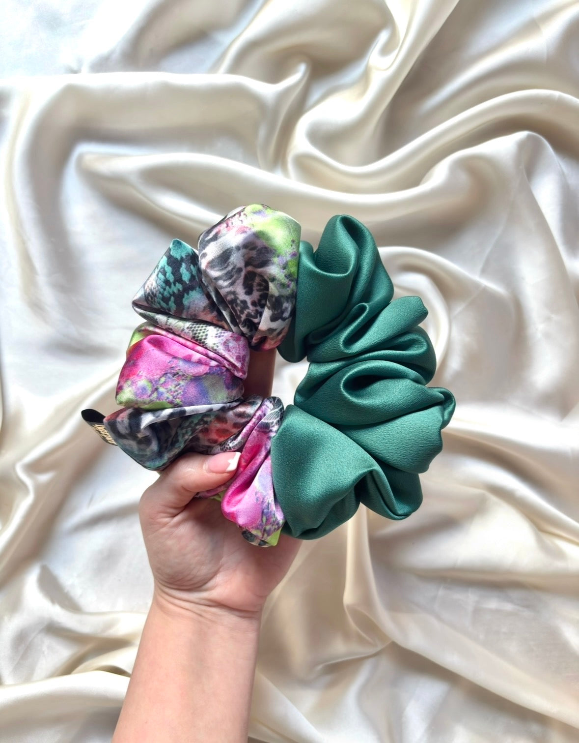 Exotic Leopard / Emerald XL Scrunchie