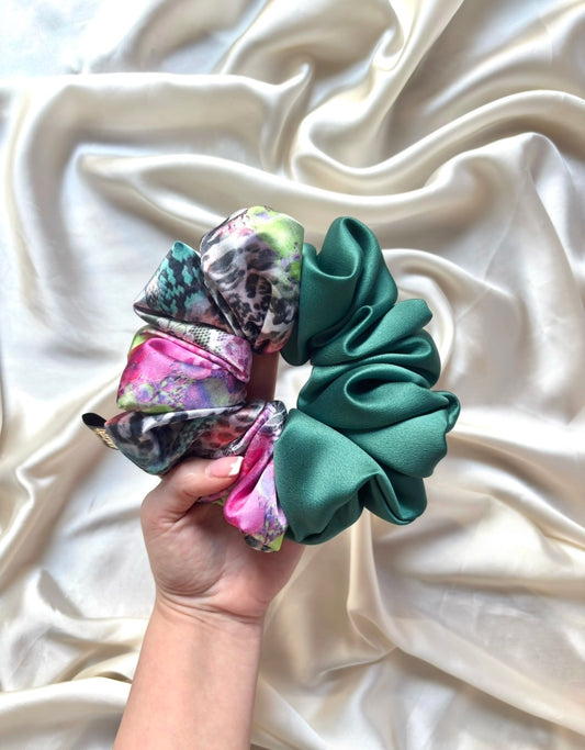 Exotic Leopard / Emerald XL Scrunchie