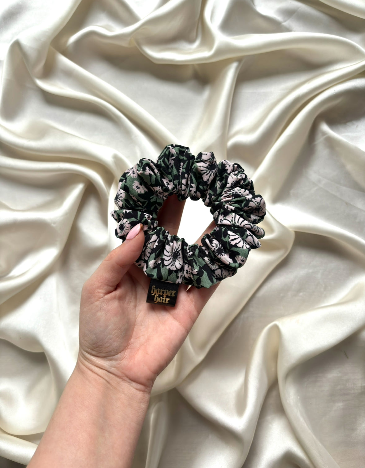 Adele Skinny Scrunchie