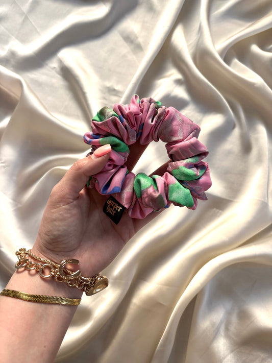 Ursula Skinny Scrunchie