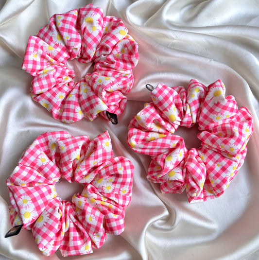 Daisy Picnic XL Scrunchie