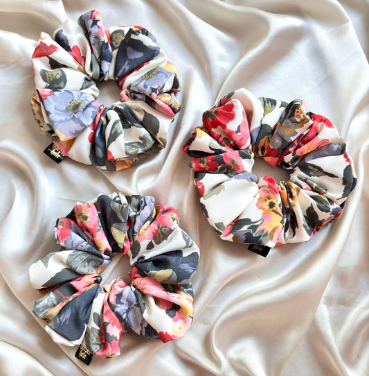 Vivienne Scrunchie