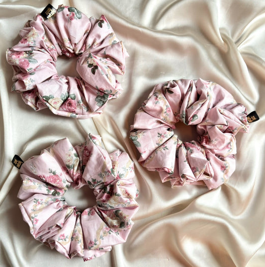Rosalie Scrunchie