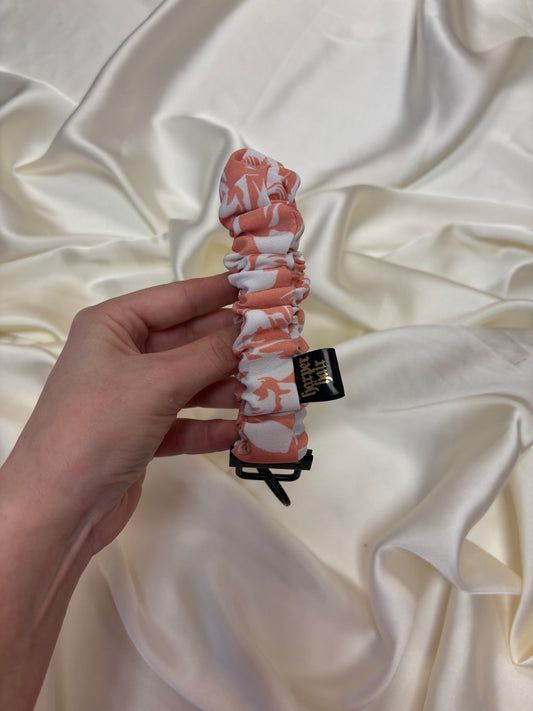 Peaches & Cream Scrunch-Key