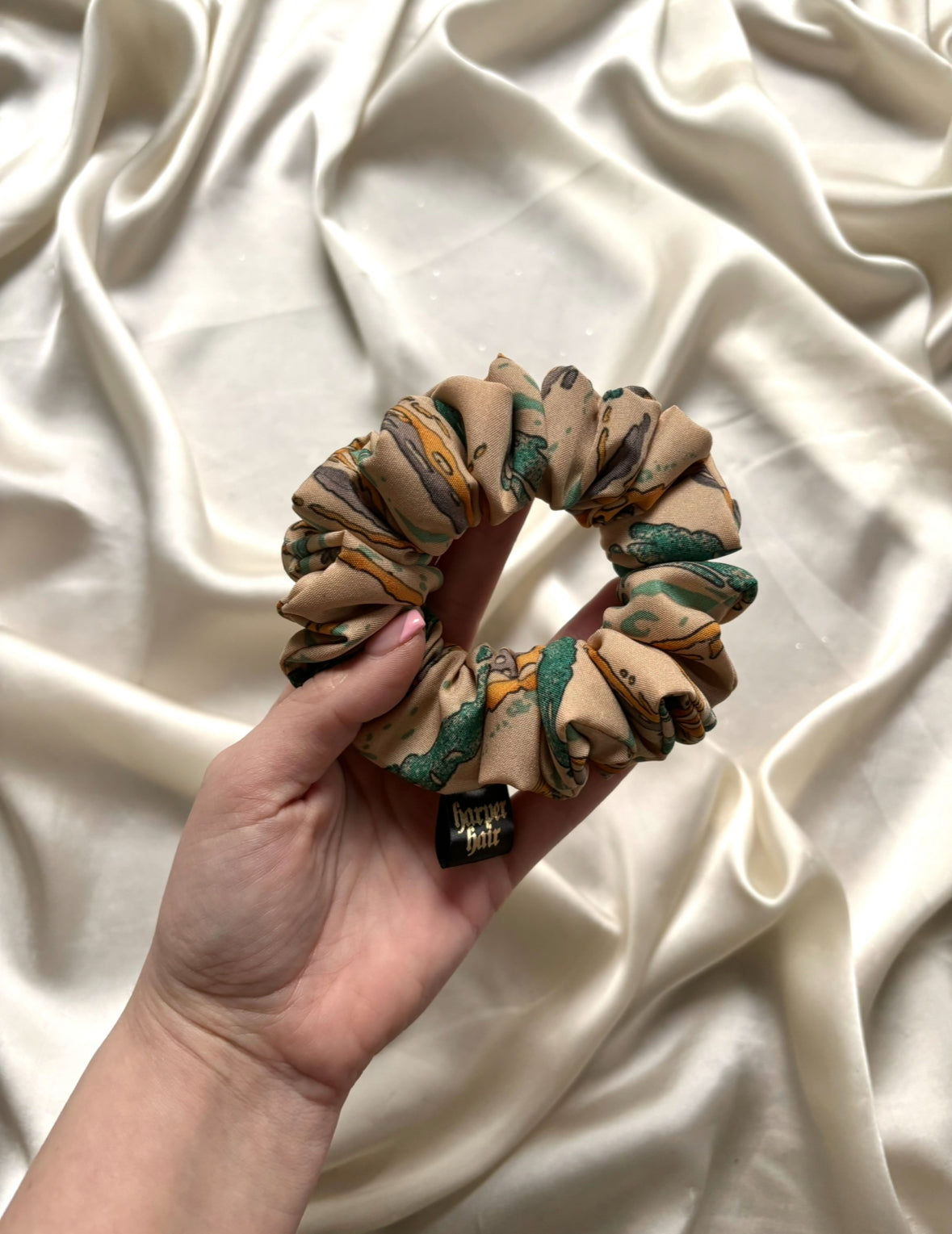 Moscow Skinny Scrunchie