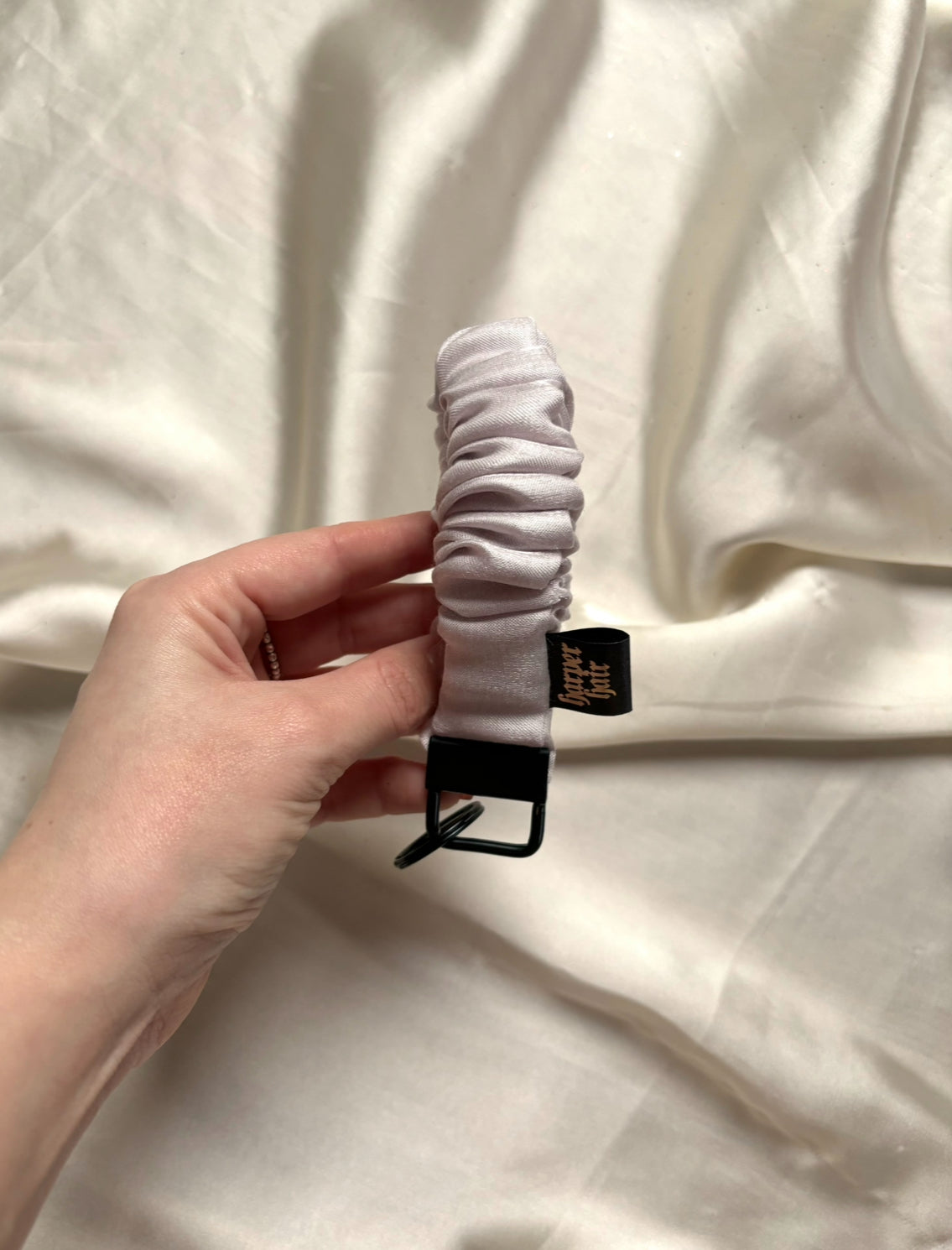 Icey Glaze Scrunch-Key