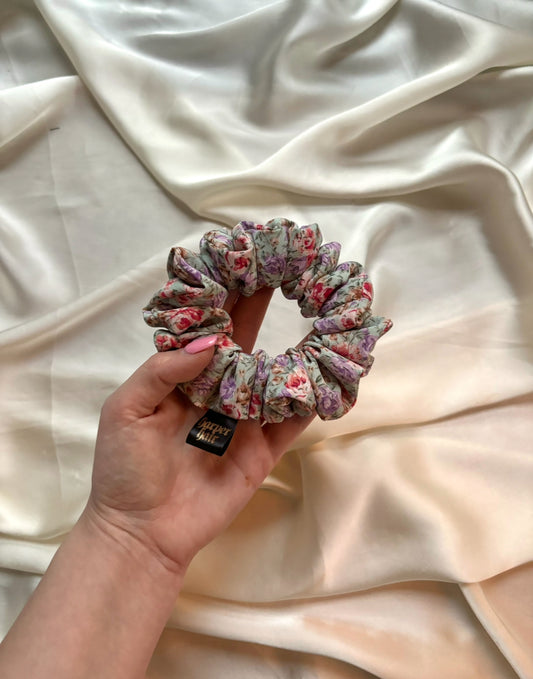 Fleurette Skinny Scrunchie