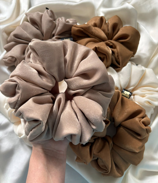 Vanilla Latte Scrunchie