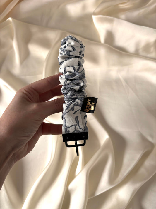Ice Quartz Scrunch-Key