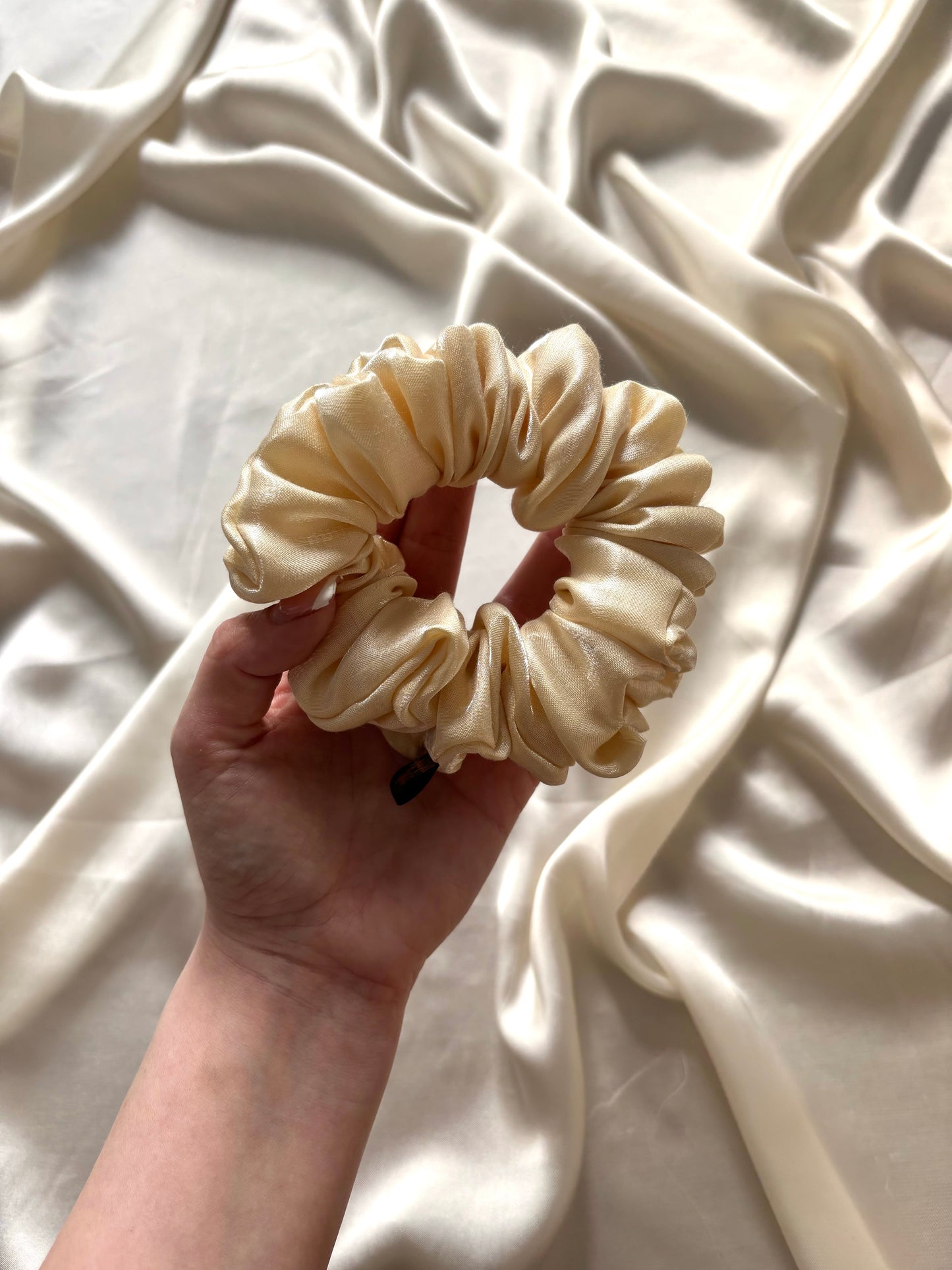 Vanilla Glaze Skinny Scrunchie
