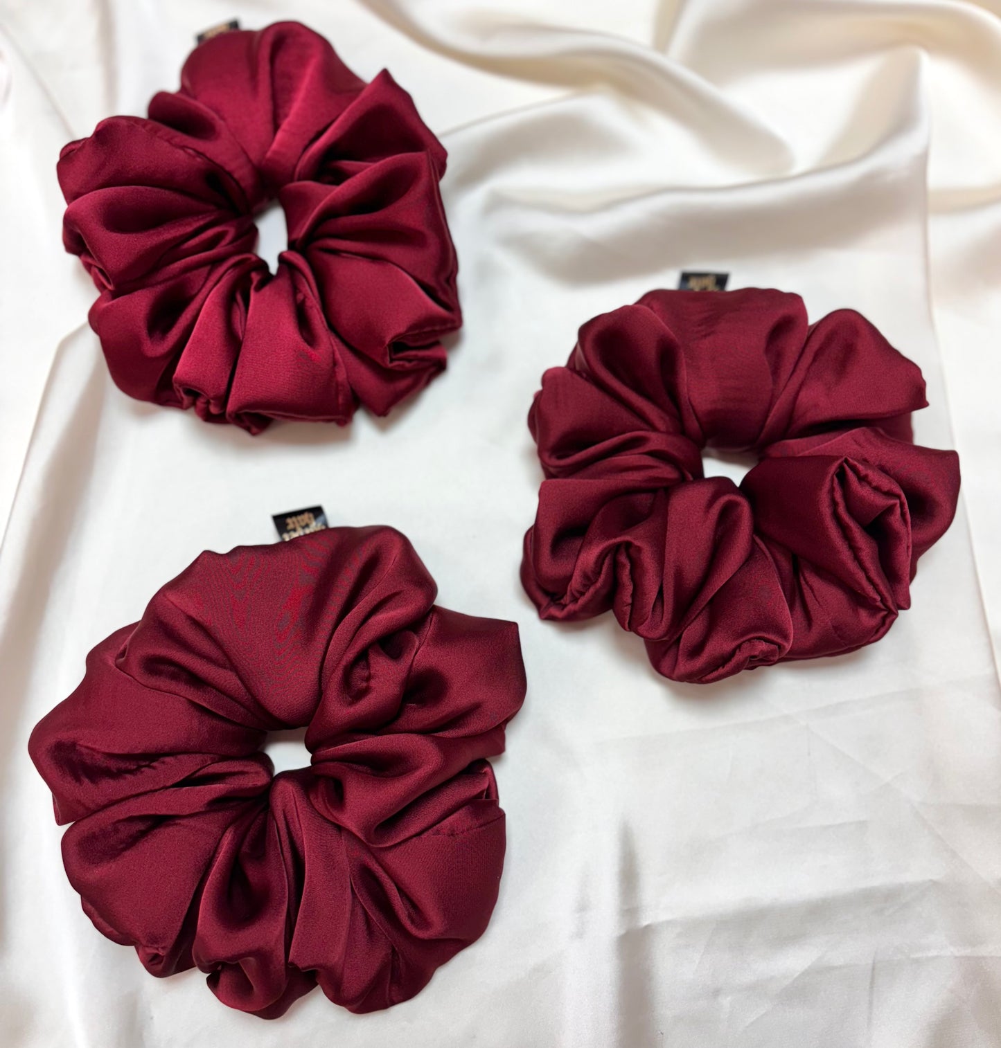 Hollywood Scrunchie