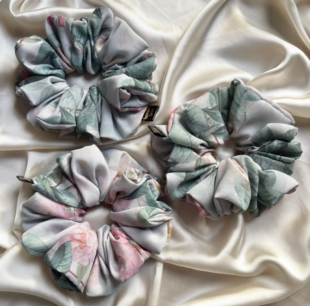 Beatrix XL Scrunchie