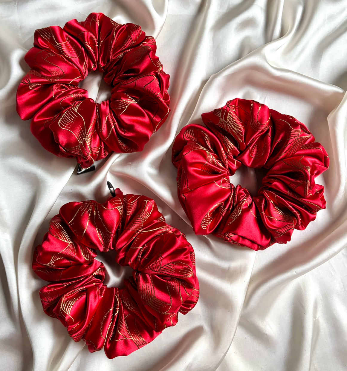 Scarlett Ribbon Scrunchie