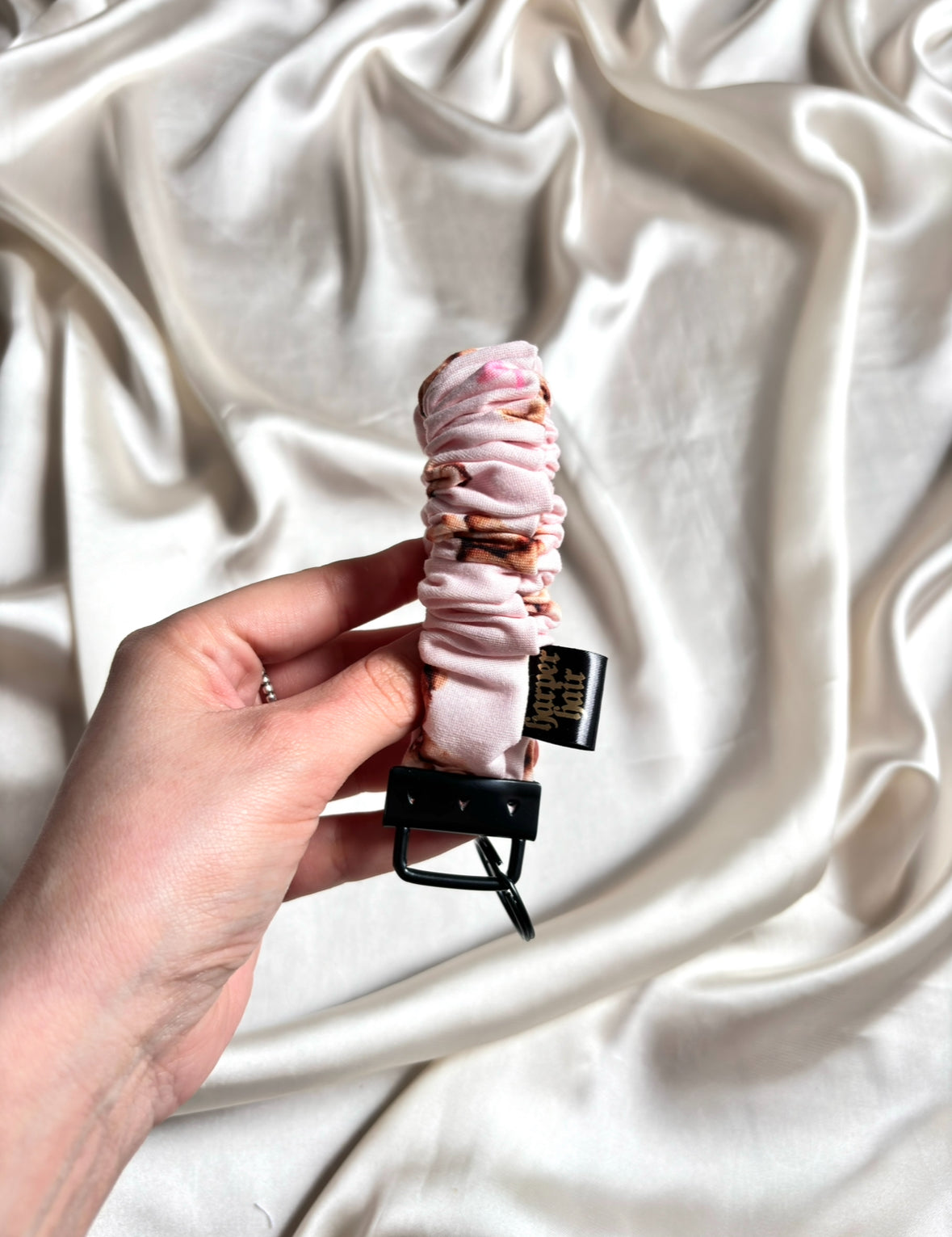 Blush Bear Scrunch-Key