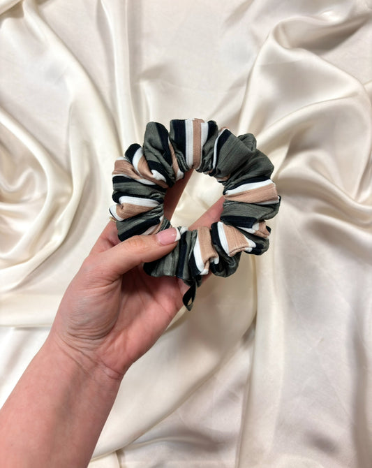 Paloma Skinny Scrunchie