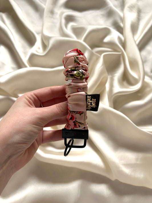 Blossom Scrunch-Key