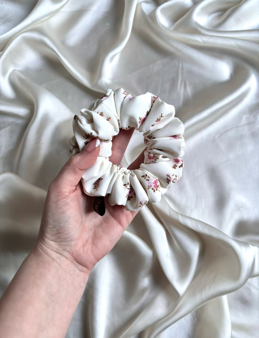 Rosie Skinny Scrunchie