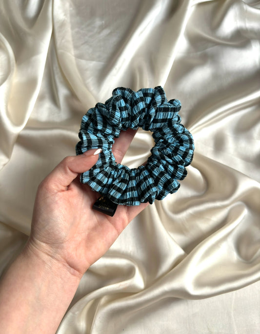 Nancy Skinny Scrunchie