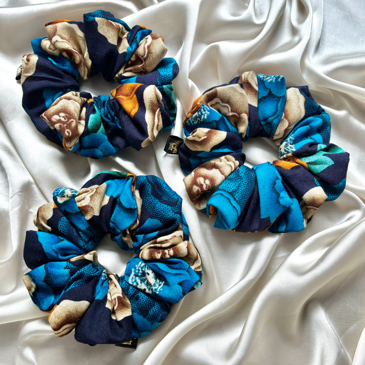 Isla XL Scrunchie