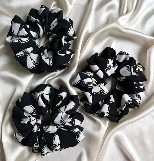 Monochrome Bows XL Scrunchie