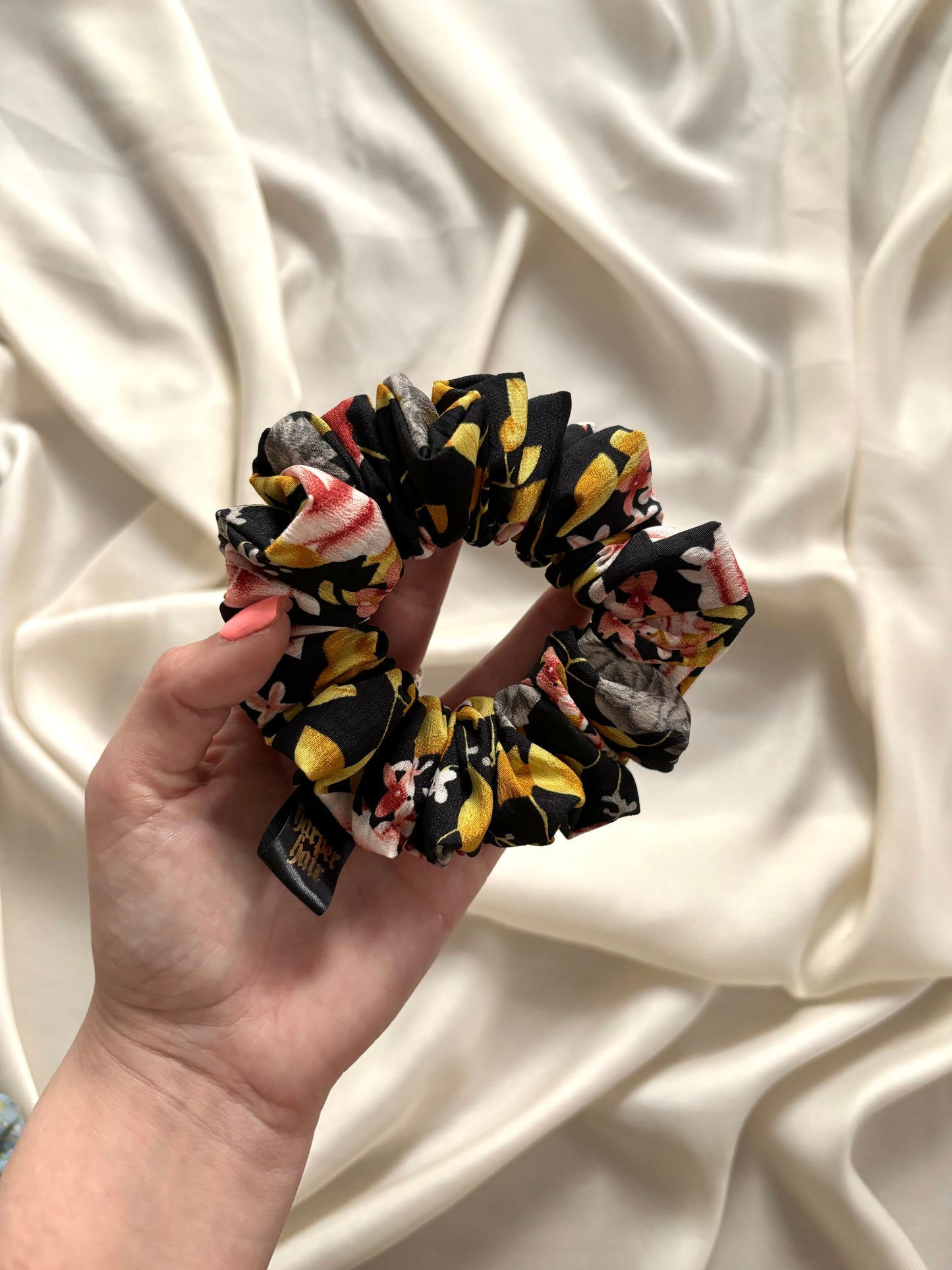Lark Skinny Scrunchie