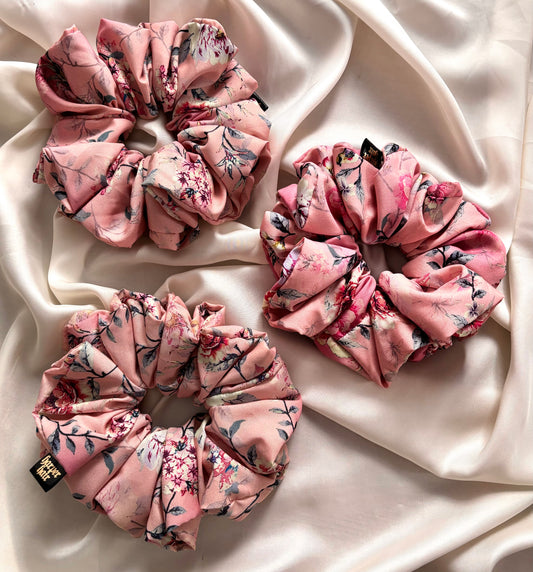 Trinity Scrunchie