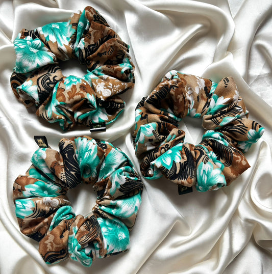 Samson XL Scrunchie