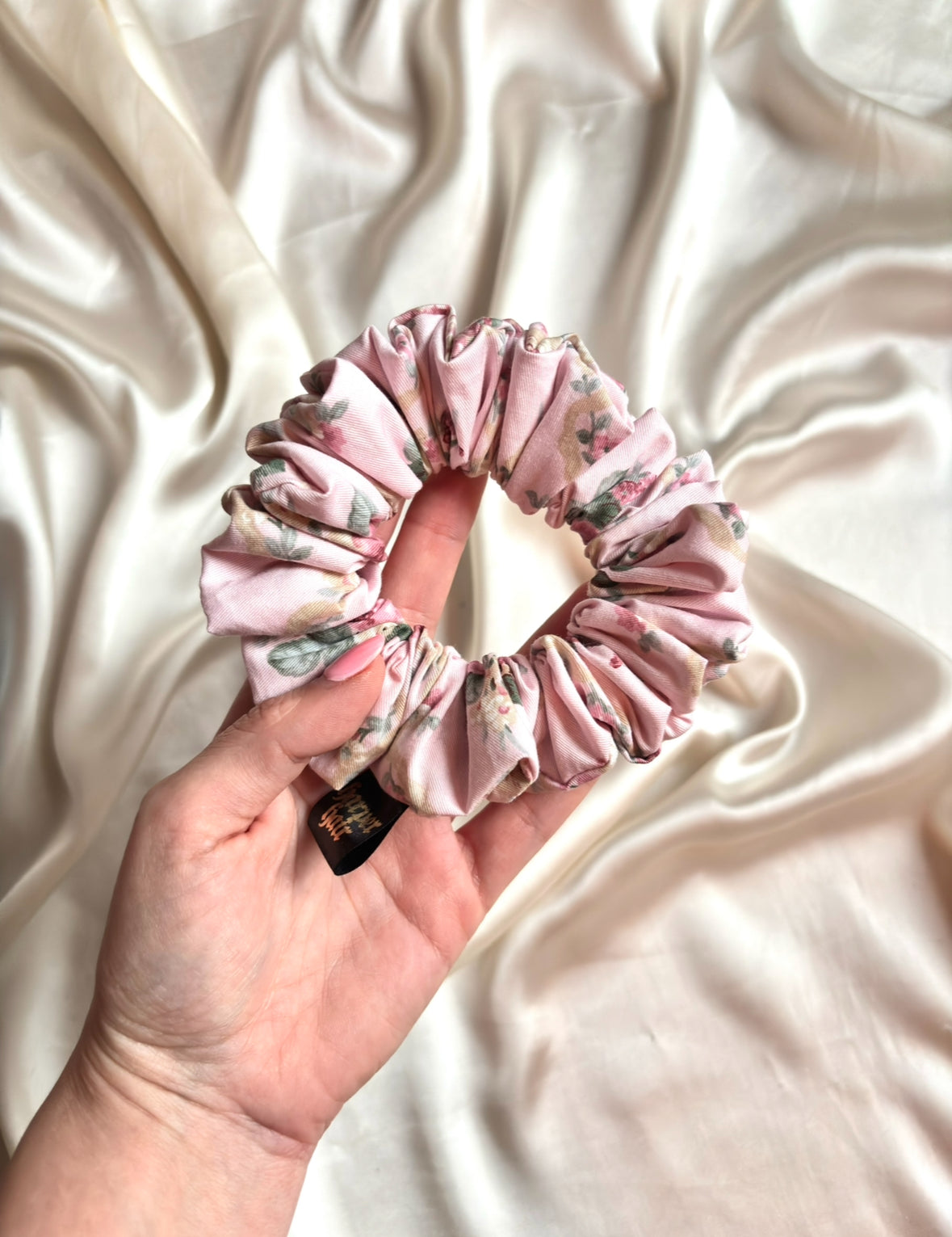 Rosalie Skinny Scrunchie